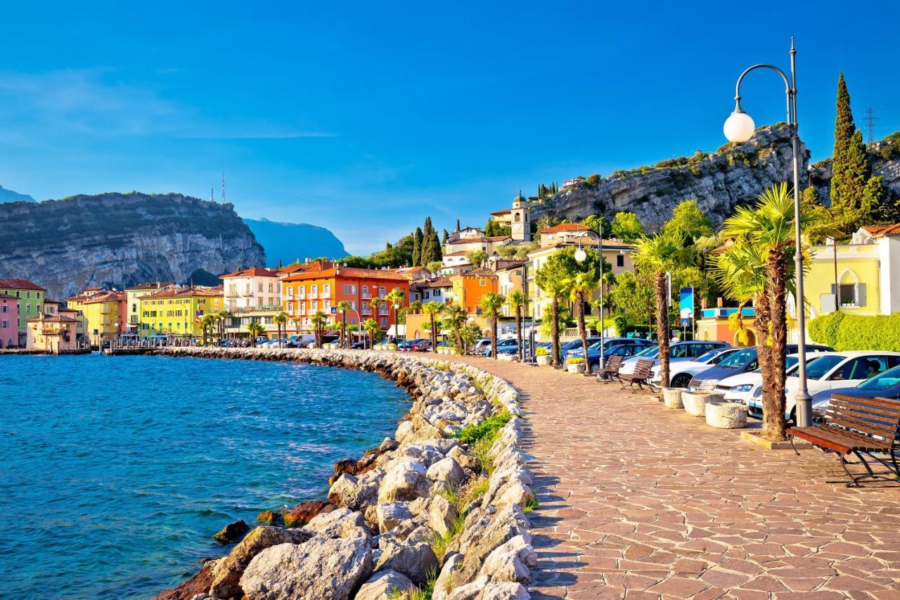 Marina'S Green Home - Happy Rentals Riva del Garda Luaran gambar